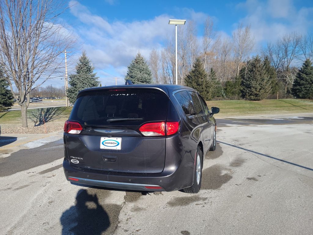 used 2018 Chrysler Pacifica car, priced at $13,546