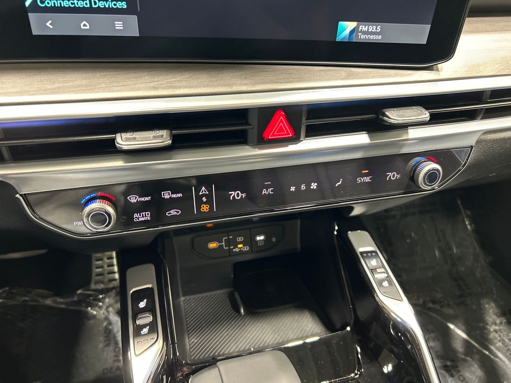 new 2025 Kia Sorento car, priced at $44,470