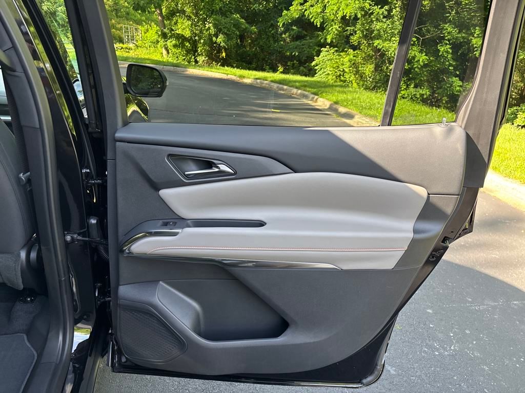 new 2025 Chevrolet Traverse car, priced at $44,695