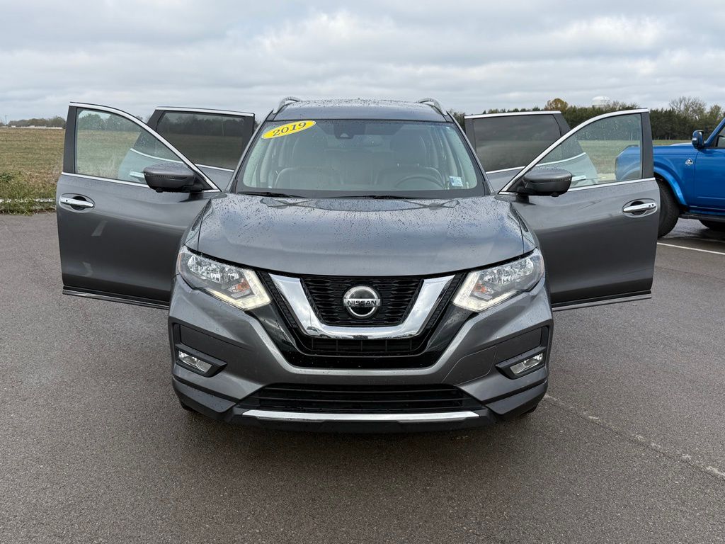 used 2019 Nissan Rogue car, priced at $16,777