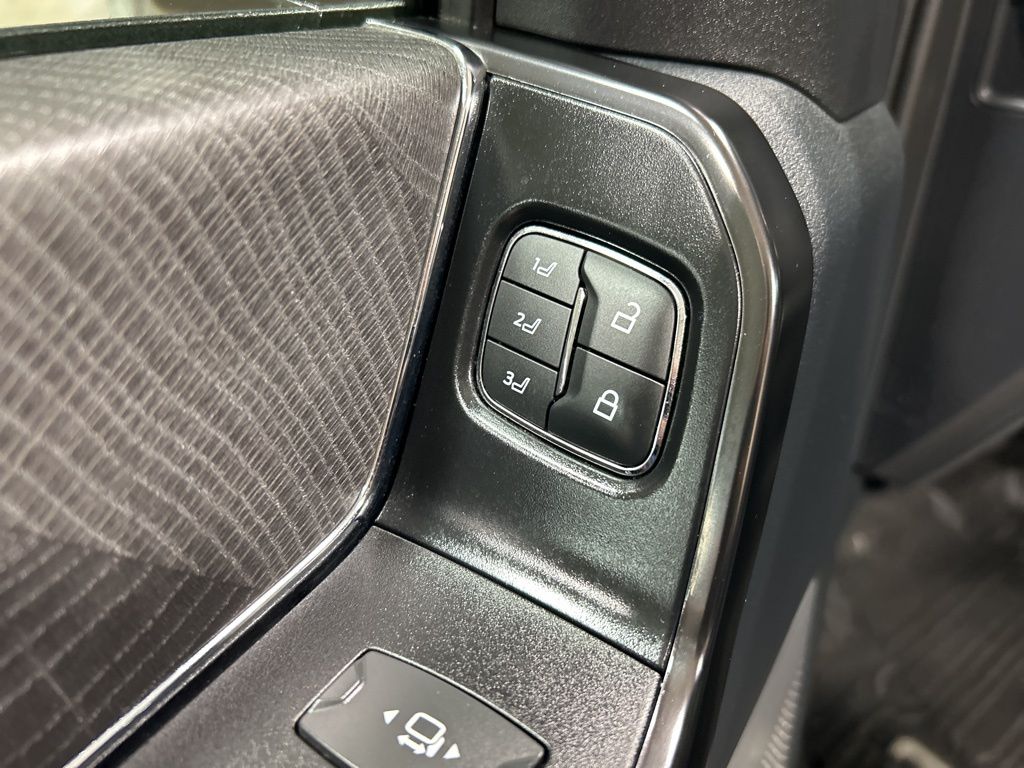 used 2022 Ford F-150 car, priced at $43,866