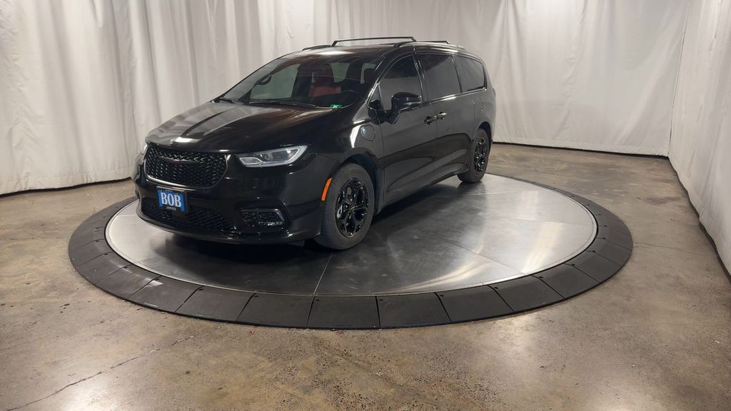 used 2021 Chrysler Pacifica Hybrid car, priced at $27,482