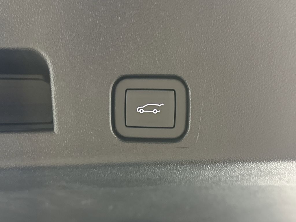 new 2025 GMC Acadia car, priced at $41,525