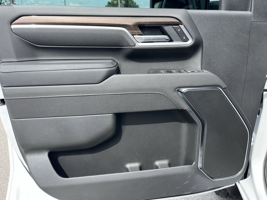 new 2025 Chevrolet Silverado 2500HD car, priced at $68,183