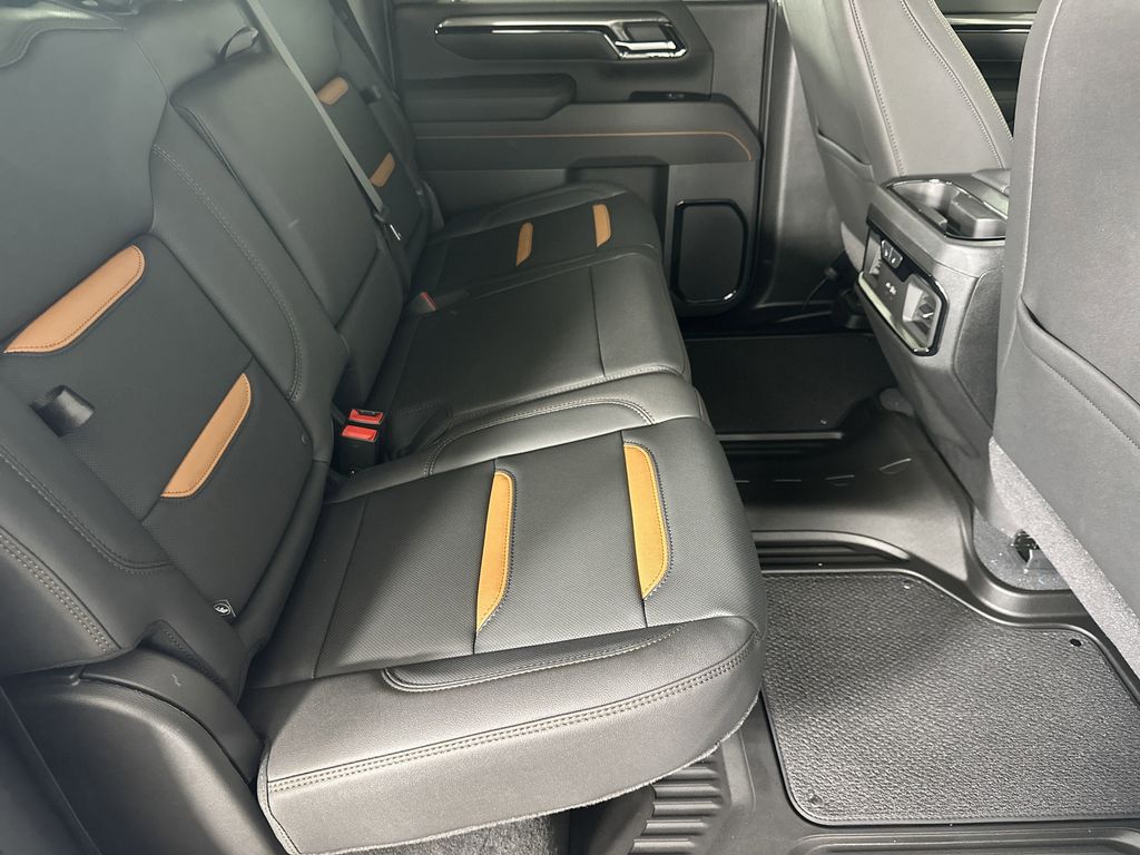 new 2025 GMC Sierra 2500HD car, priced at $86,639