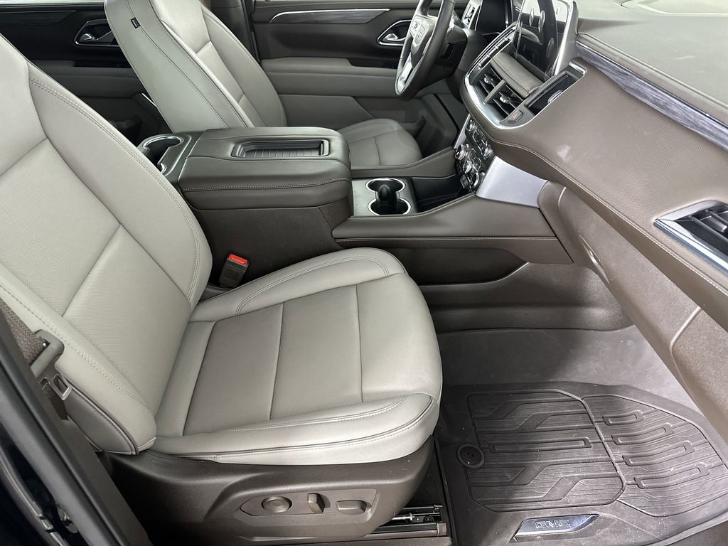 used 2023 GMC Yukon XL car, priced at $61,366