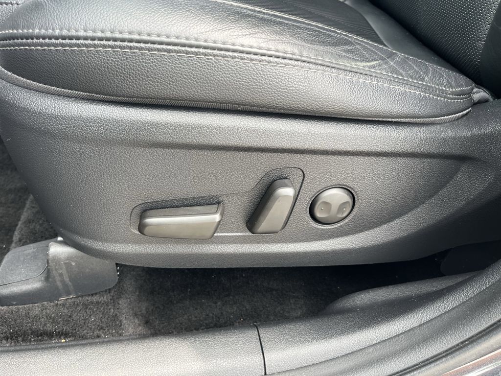 used 2020 Hyundai Santa Fe car, priced at $16,991