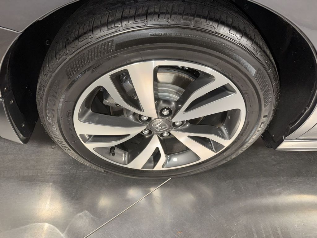 used 2024 Honda Odyssey car, priced at $39,903