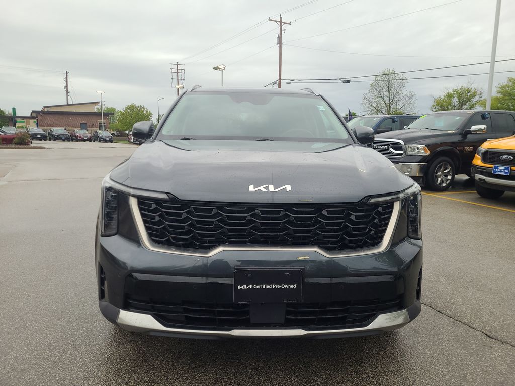 used 2024 Kia Sorento car, priced at $32,462