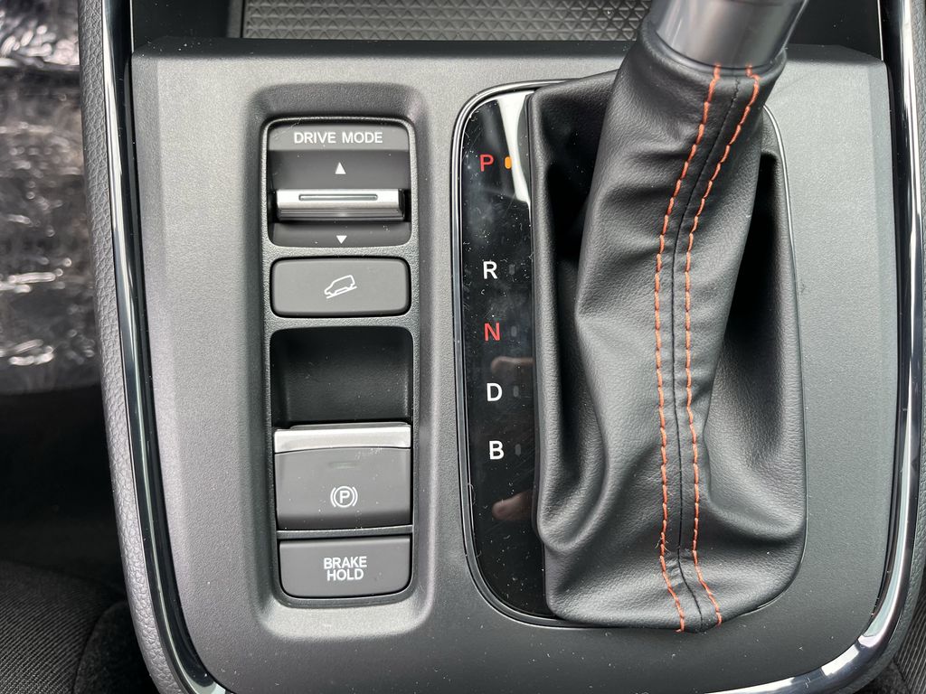 new 2026 Honda CR-V Hybrid car, priced at $37,477