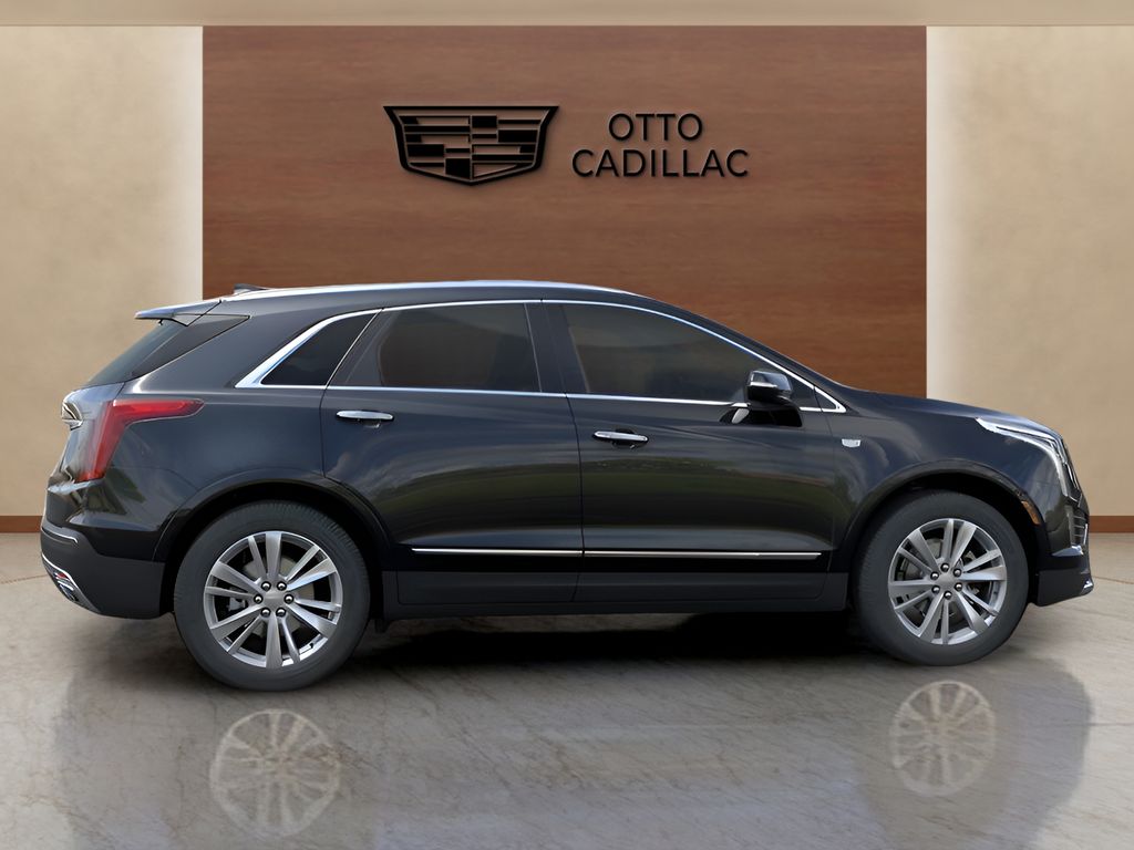 new 2025 Cadillac XT5 car, priced at $55,010