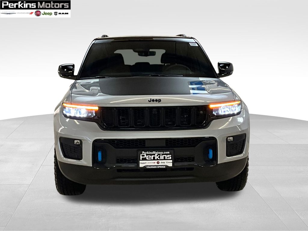 new 2025 Jeep Grand Cherokee car, priced at $66,005