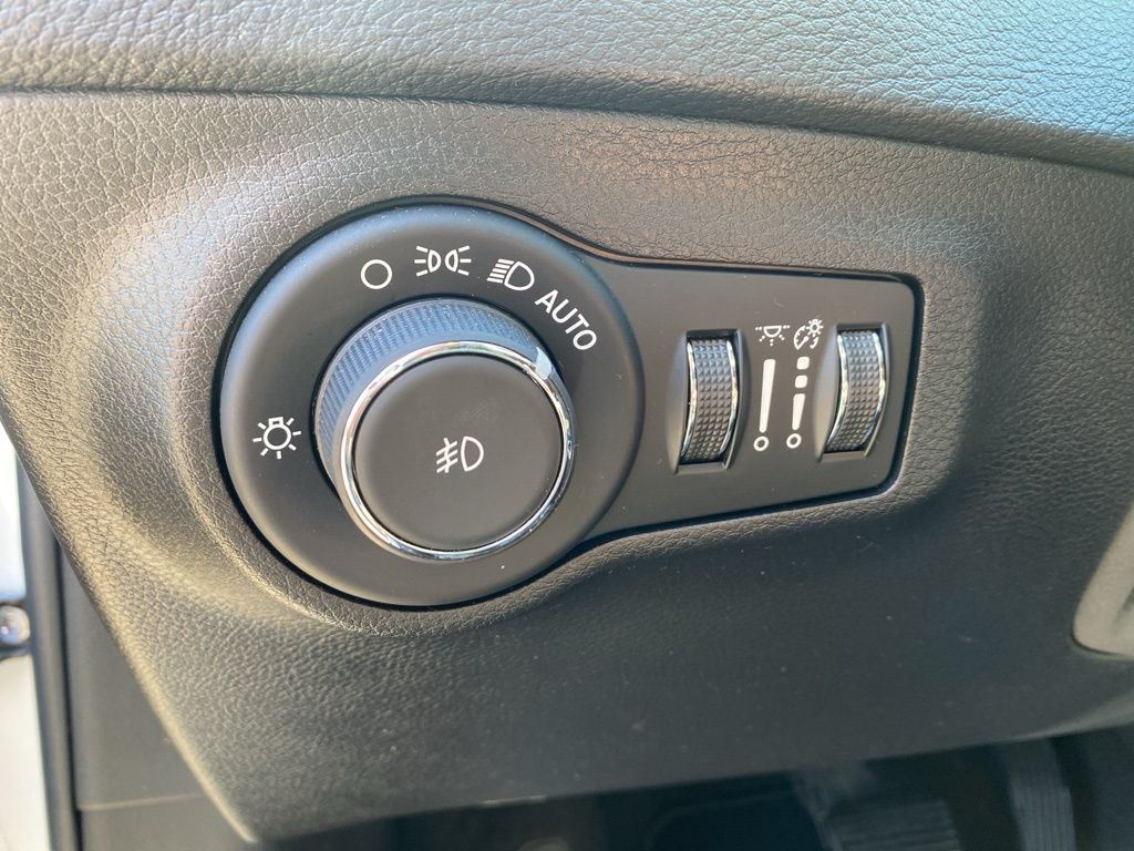 used 2019 Jeep Compass car, priced at $14,595
