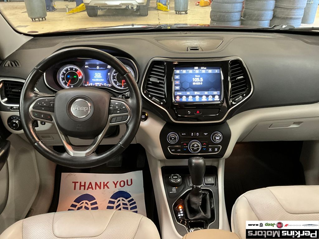 used 2020 Jeep Cherokee car, priced at $17,165