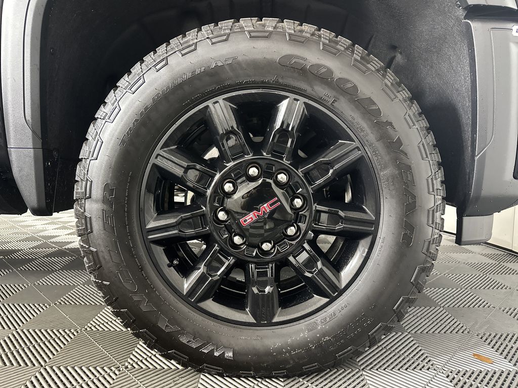 new 2025 GMC Sierra 2500HD car, priced at $87,134
