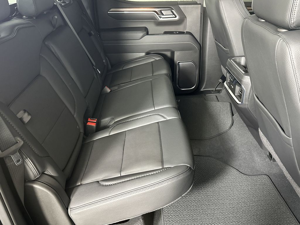 new 2025 GMC Sierra 1500 car, priced at $69,694