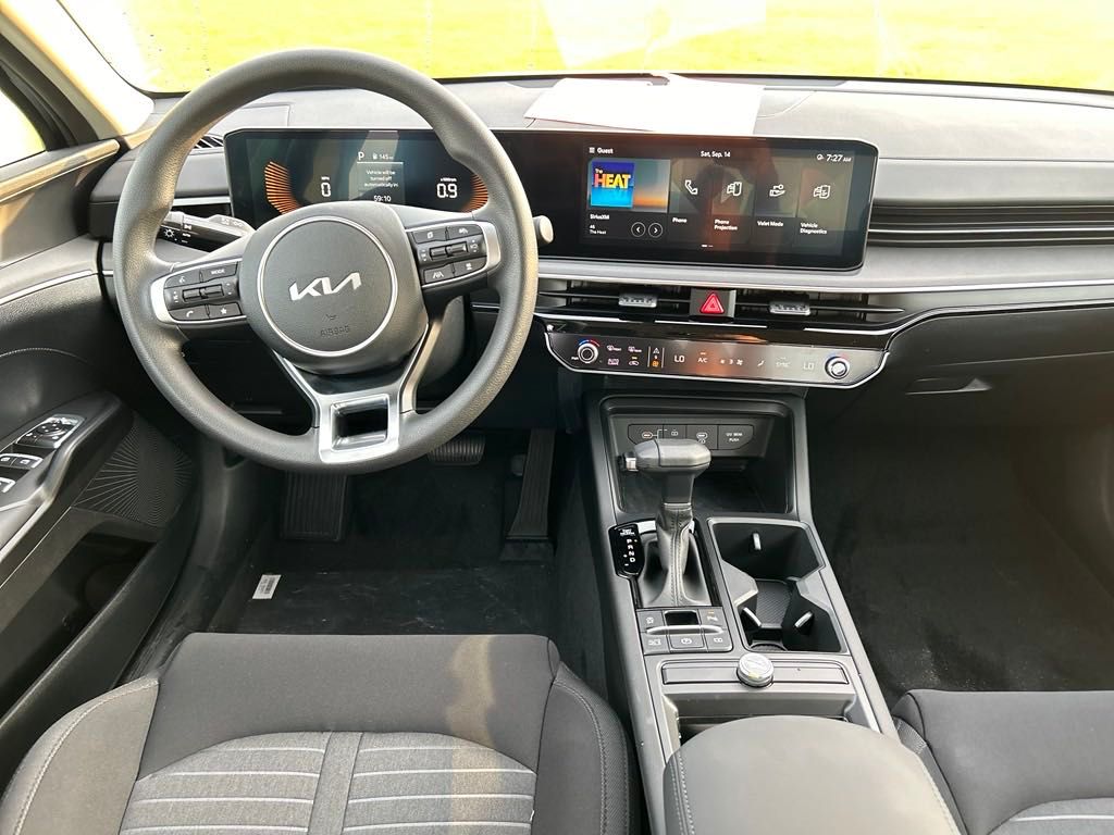 new 2025 Kia K5 car, priced at $27,510