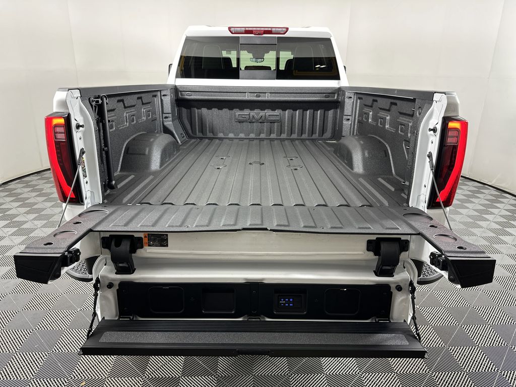 new 2025 GMC Sierra 2500HD car, priced at $93,552