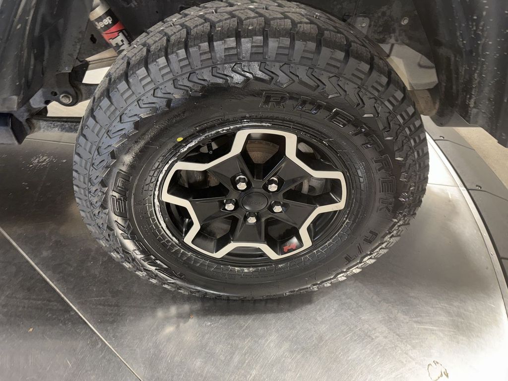 used 2020 Jeep Gladiator car, priced at $36,509