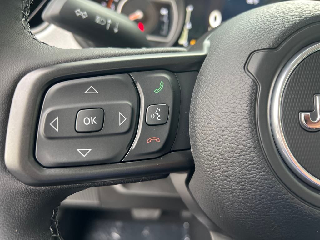 new 2025 Jeep Wrangler car, priced at $45,868