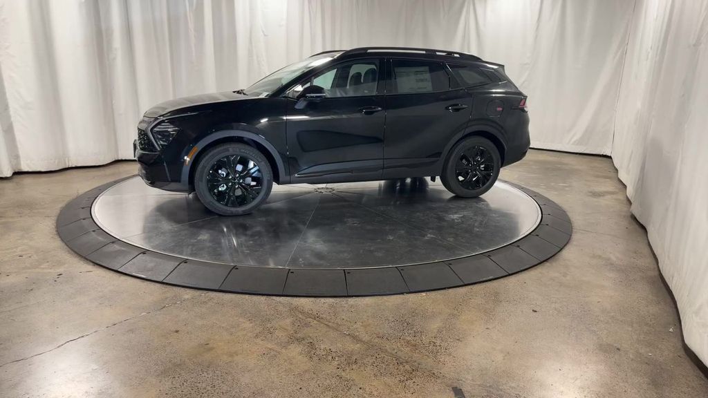 new 2025 Kia Sportage Plug-In Hybrid car, priced at $45,042