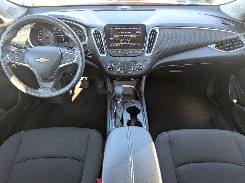 used 2024 Chevrolet Malibu car, priced at $17,991
