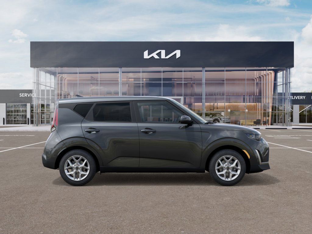 new 2025 Kia Soul car, priced at $21,558
