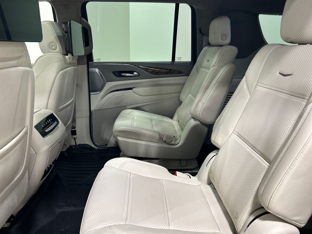 used 2021 Cadillac Escalade ESV car, priced at $74,998