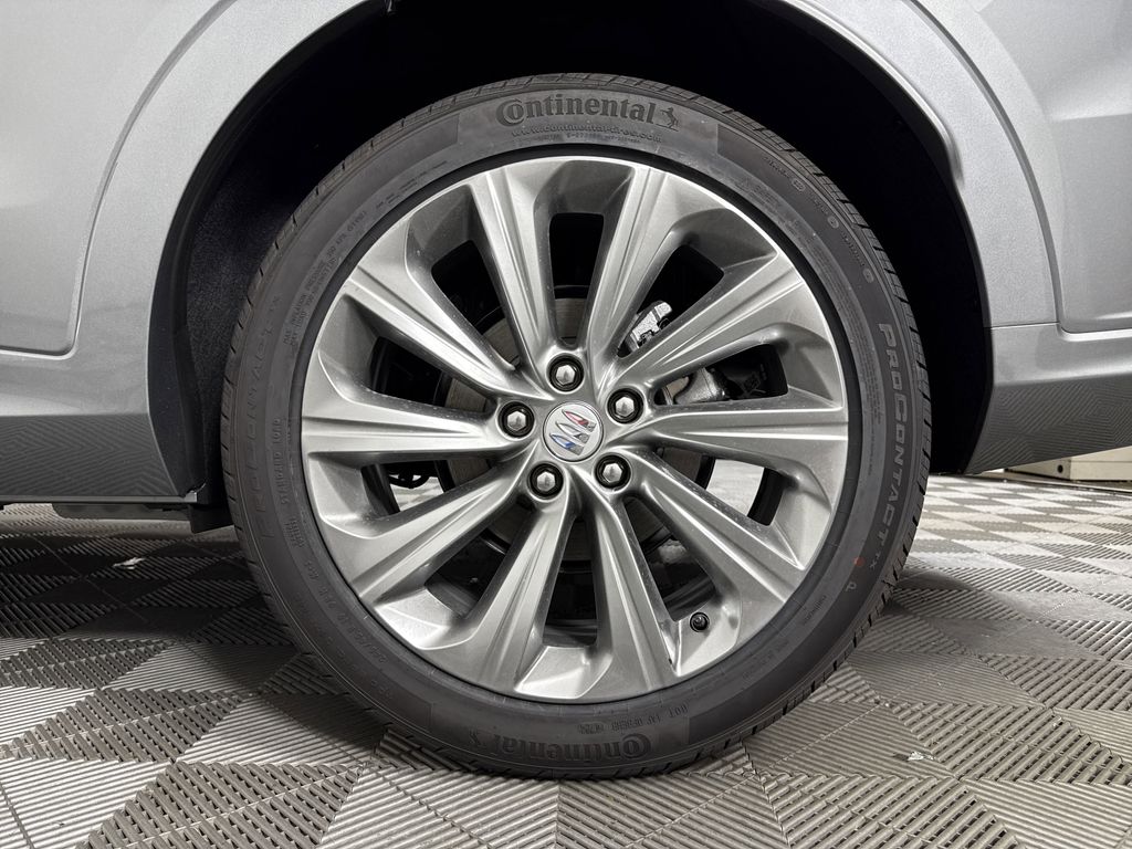 new 2025 Buick Envista car, priced at $31,085