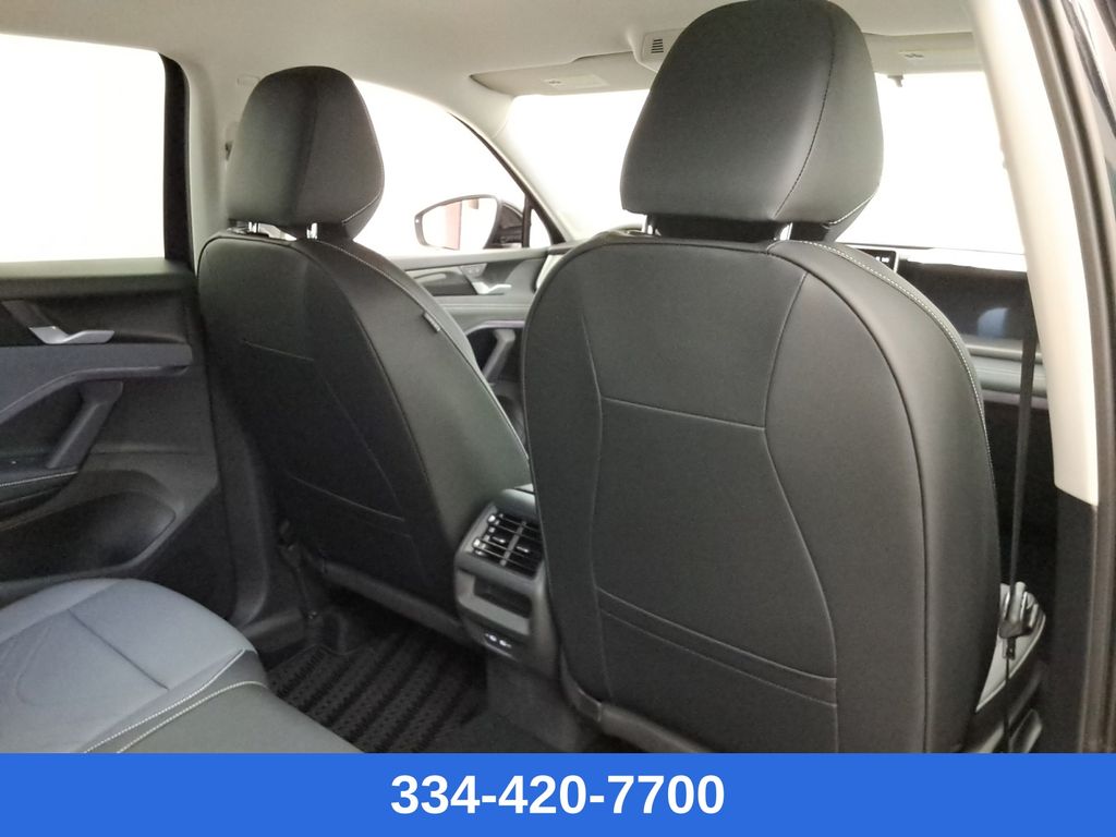 new 2025 Volkswagen Tiguan car, priced at $34,531