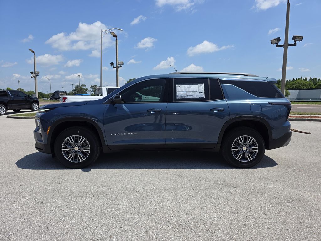 new 2025 Chevrolet Traverse car, priced at $43,066