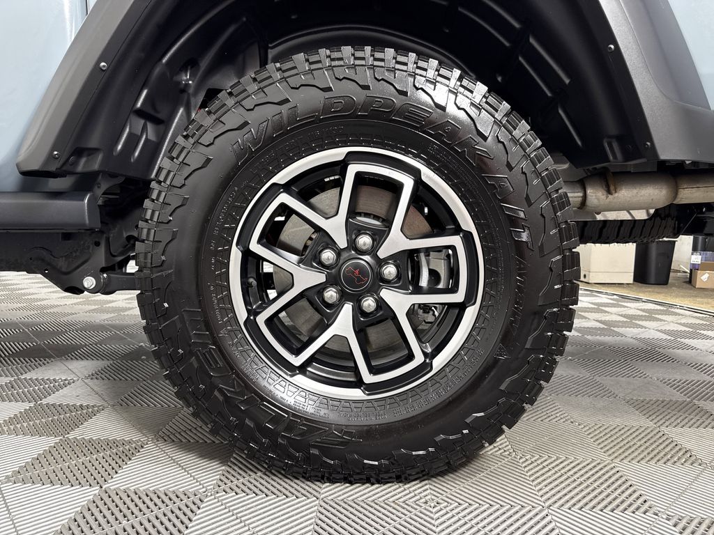 used 2024 Jeep Gladiator car, priced at $42,988