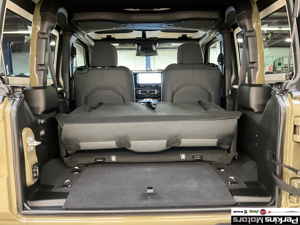 new 2025 Jeep Wrangler car, priced at $48,381