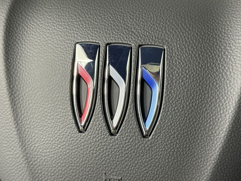 new 2025 Buick Envista car, priced at $29,869