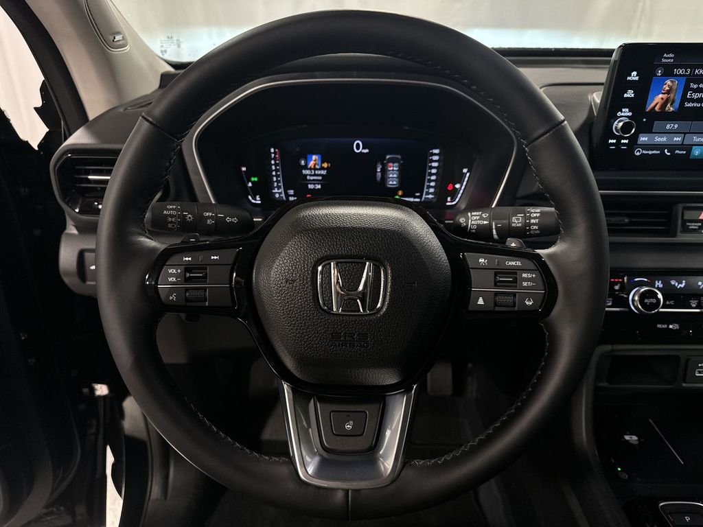 new 2025 Honda Pilot car, priced at $54,530