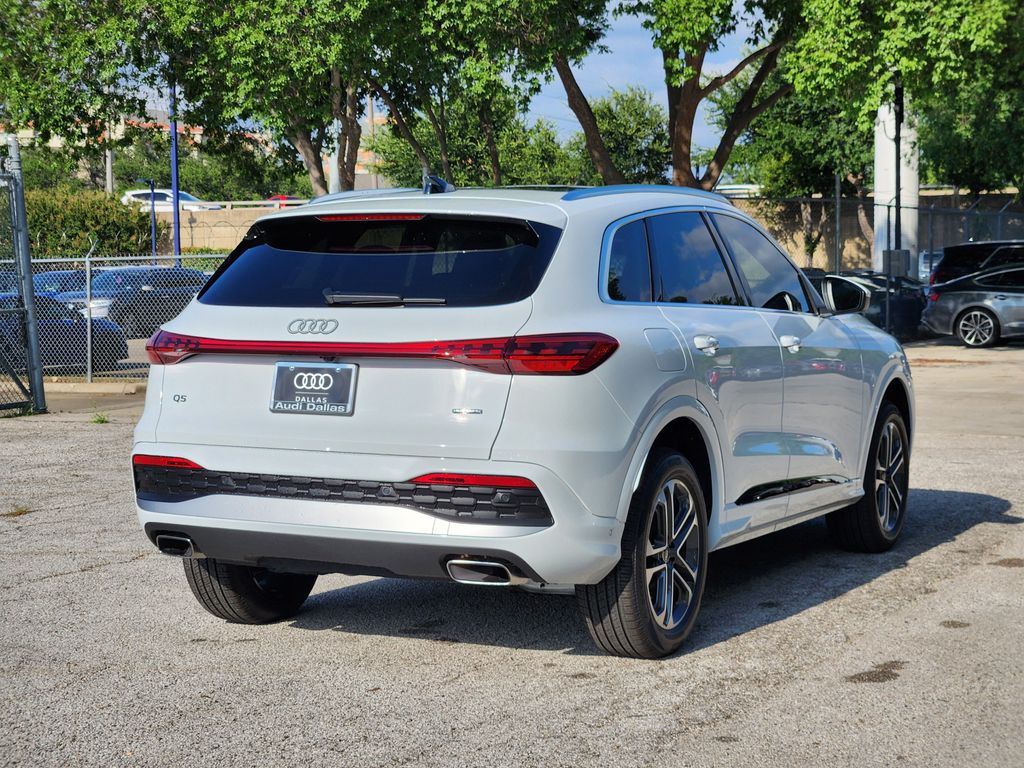 new 2025 Audi Q5 car, priced at $60,175