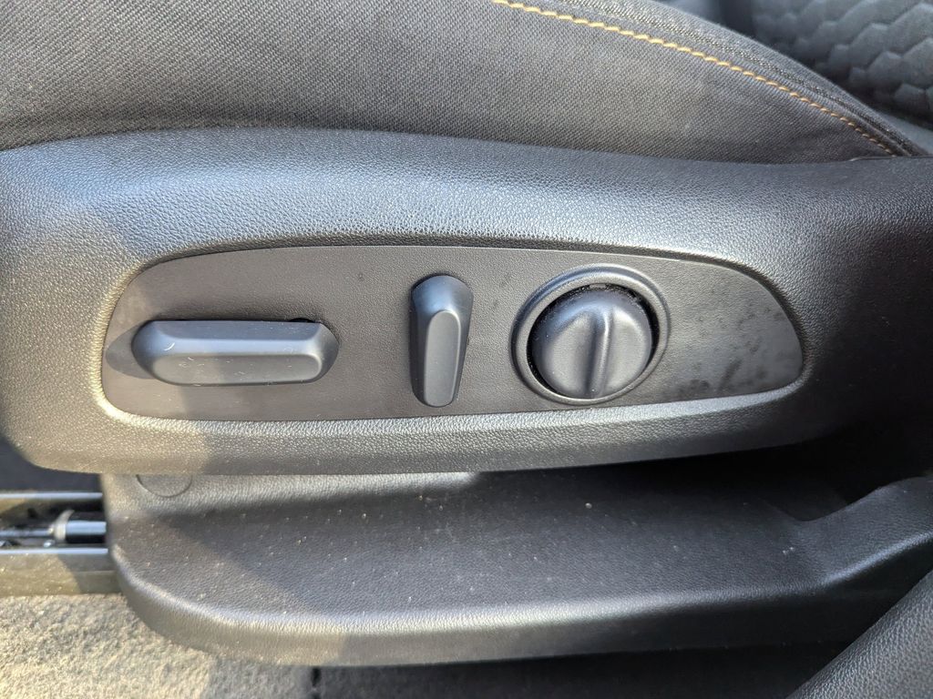 used 2020 Chevrolet Equinox car, priced at $15,592