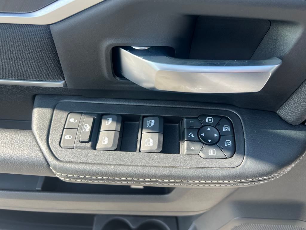 new 2025 Ram 2500 car, priced at $70,990