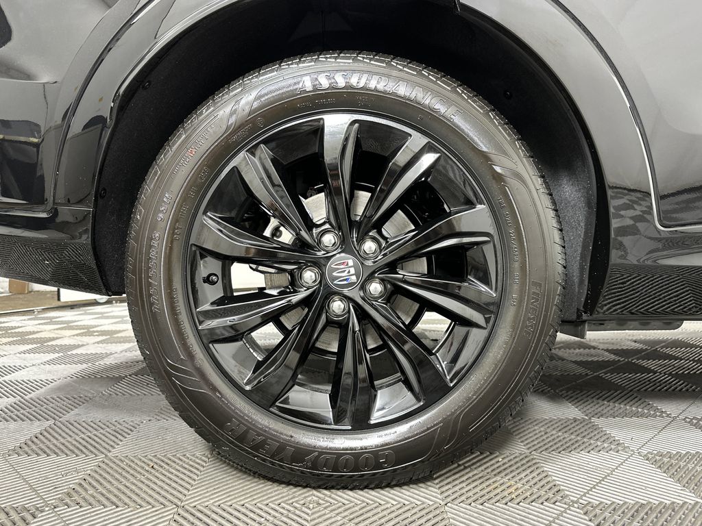 new 2025 Buick Envista car, priced at $29,869