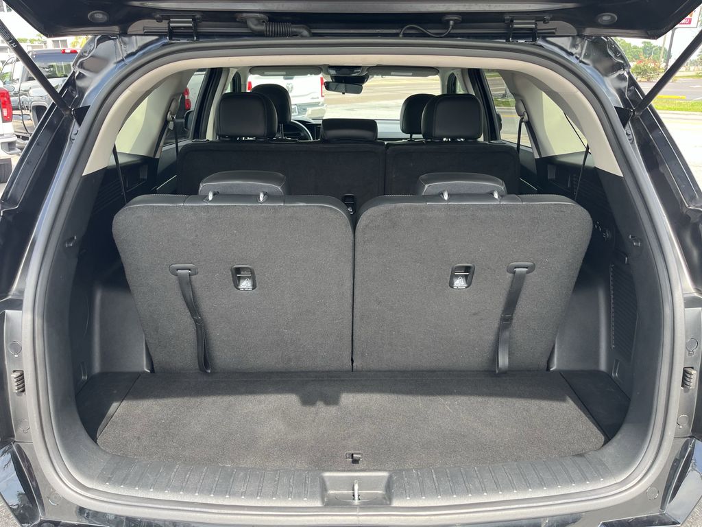 used 2023 Kia Sorento car, priced at $26,542