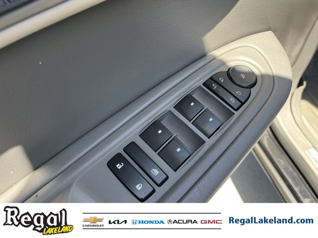 used 2017 Chevrolet Traverse car, priced at $16,194
