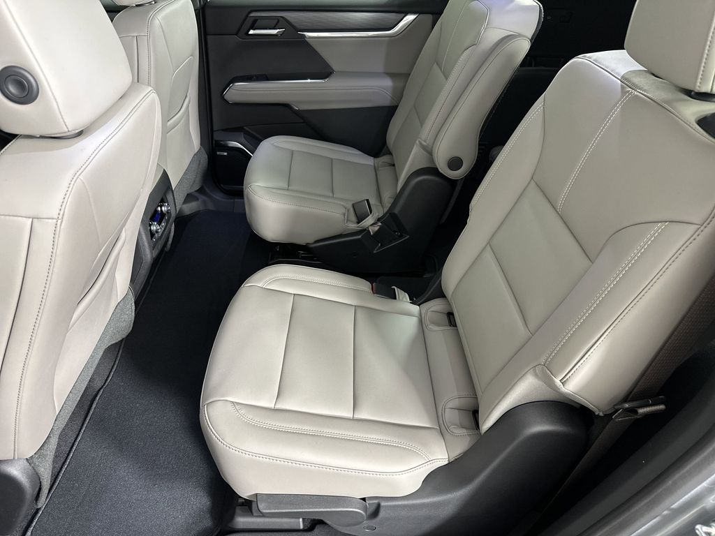 new 2025 GMC Acadia car, priced at $50,624