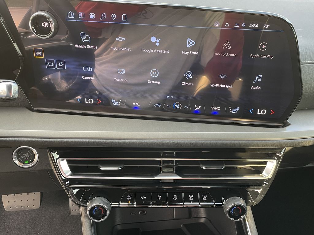 new 2026 Chevrolet Traverse car, priced at $37,495