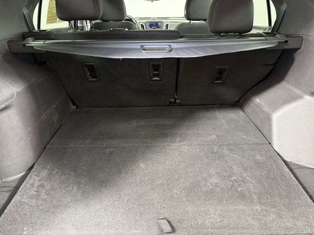 used 2022 Chevrolet Equinox car, priced at $16,498