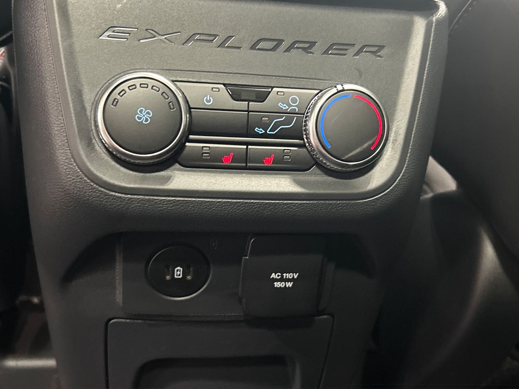 new 2025 Ford Explorer car, priced at $49,596