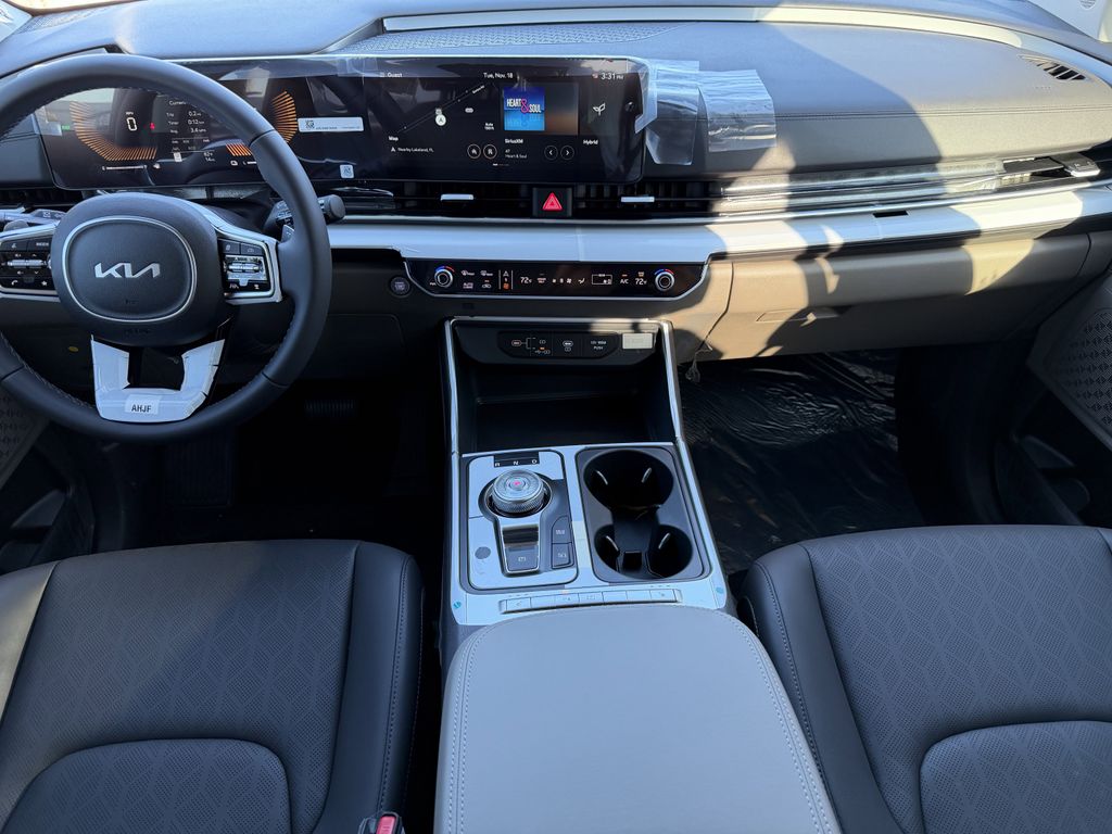 new 2026 Kia Carnival Hybrid car, priced at $38,702