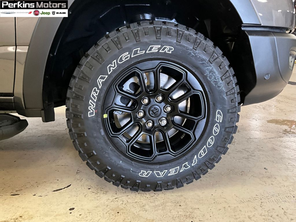 new 2025 Ram 1500 car, priced at $58,978