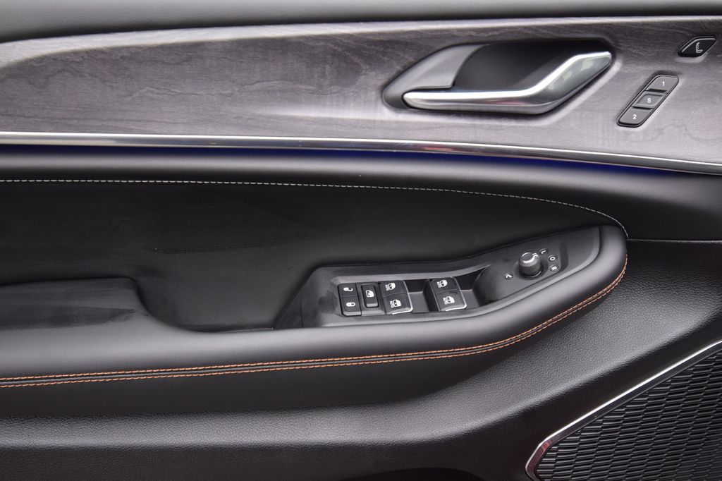 new 2025 Jeep Grand Cherokee L car, priced at $57,219
