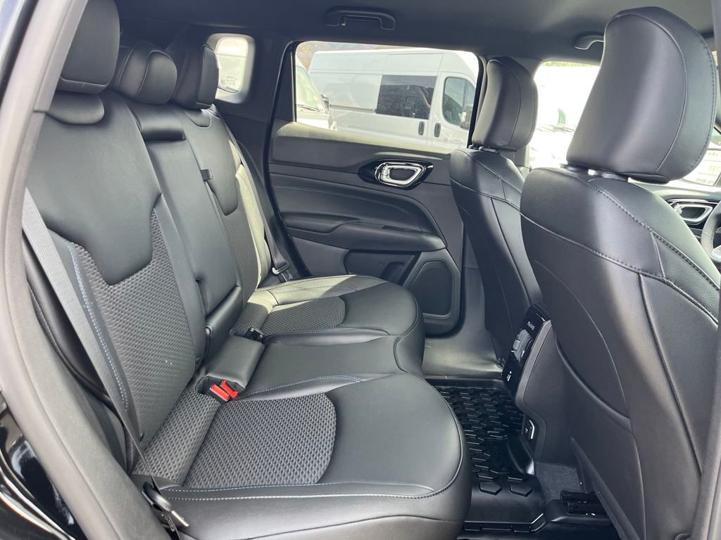 new 2025 Jeep Compass car, priced at $28,990