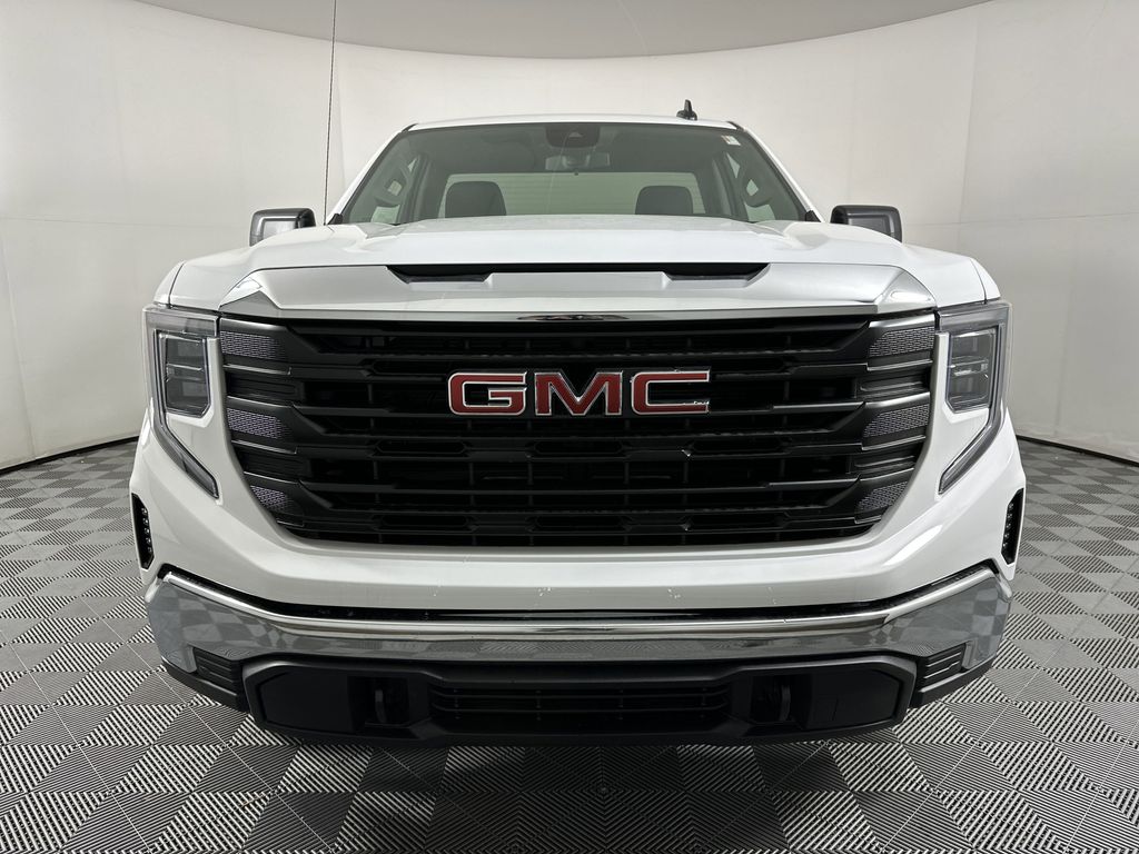 new 2025 GMC Sierra 1500 car, priced at $33,145